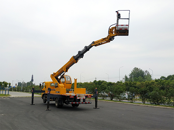 江鈴藍(lán)牌23米高空作業(yè)車