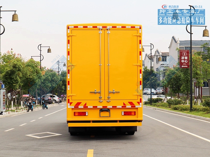 東風(fēng)天龍前四后八電源車600-1000kW